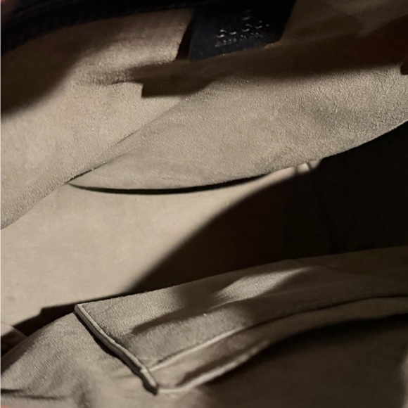 Gucci GG Supreme Small Backpack - Picture 12 of 16